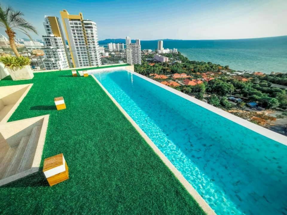Andromeda Condo By Feng Pattaya Exterior foto