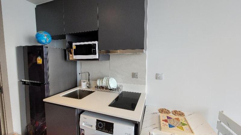 Andromeda Condo By Feng Pattaya Habitación foto