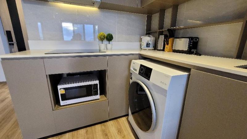 Andromeda Condo By Feng Pattaya Habitación foto